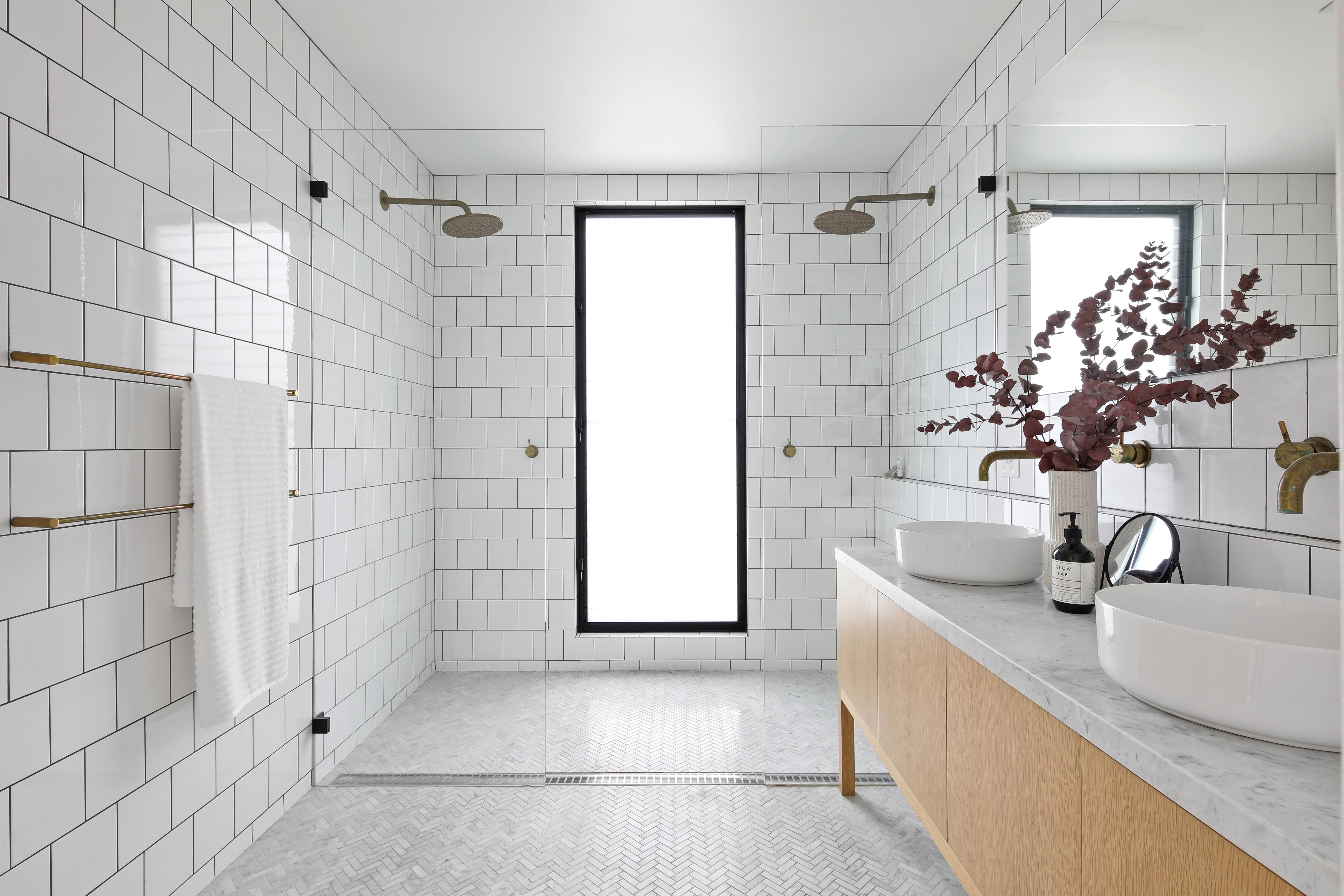 Bathroom_Neutral_Setting (1)-2