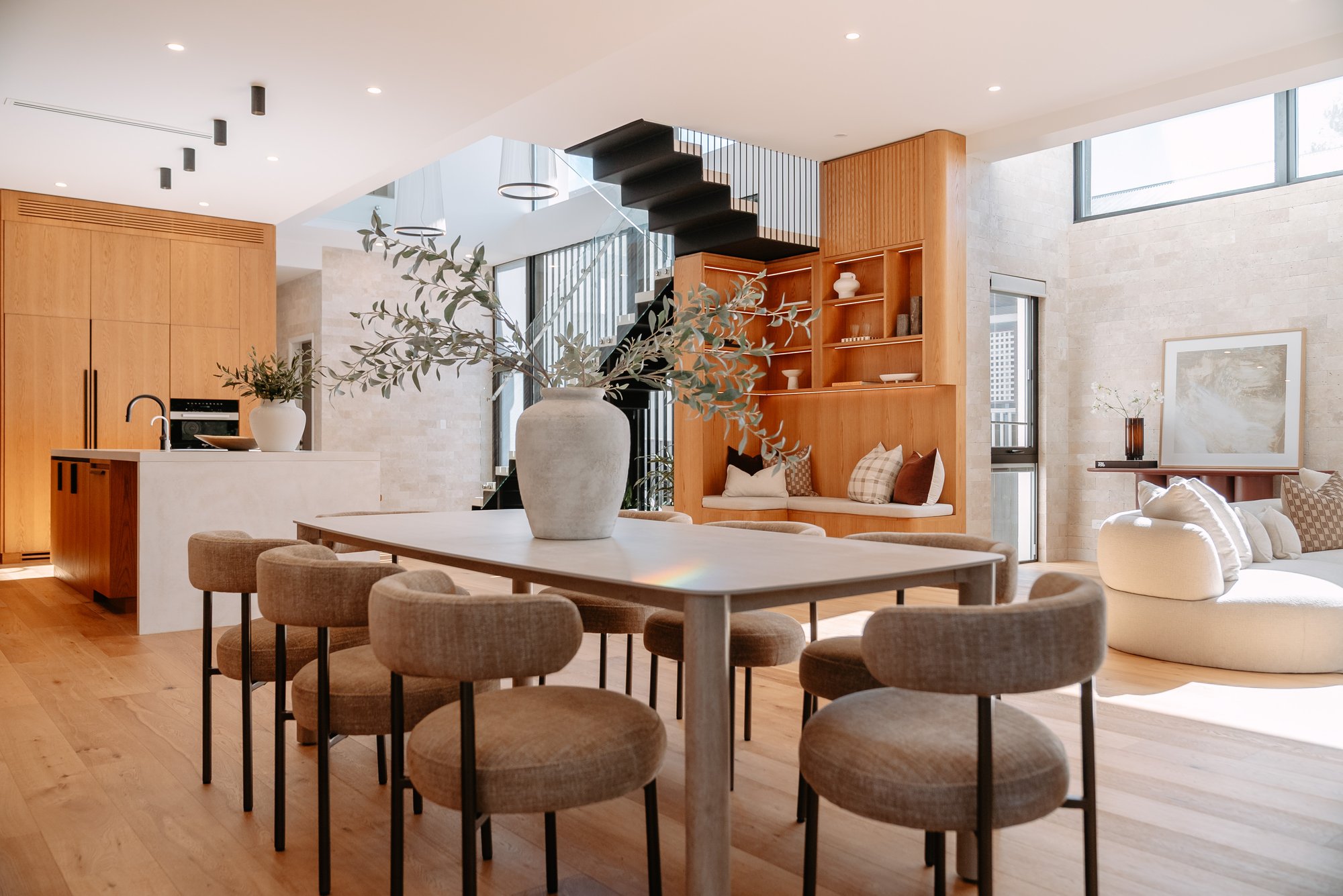 Styled dining